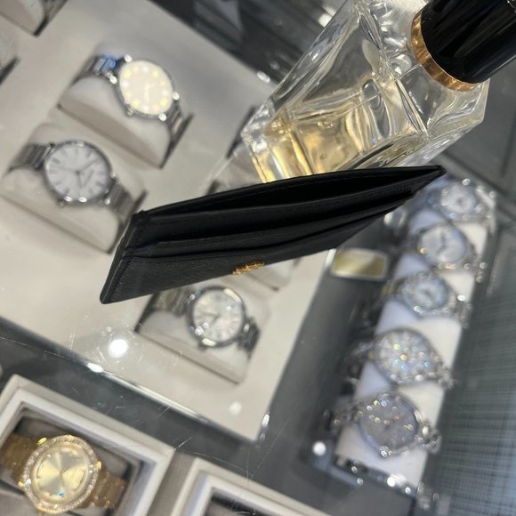 Tory Burch Emerson Slim Saffiano Leather Card Case in Black - Picture 2 of 7